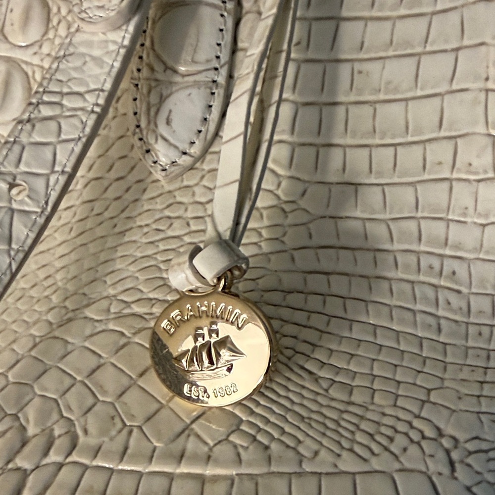 Brahmin Medium Asher White - Picture 4 of 7